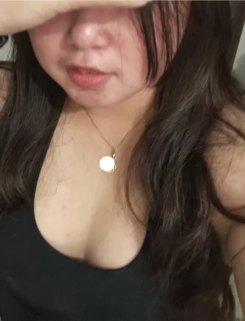 (GF) looking for chatmate by pogiii101