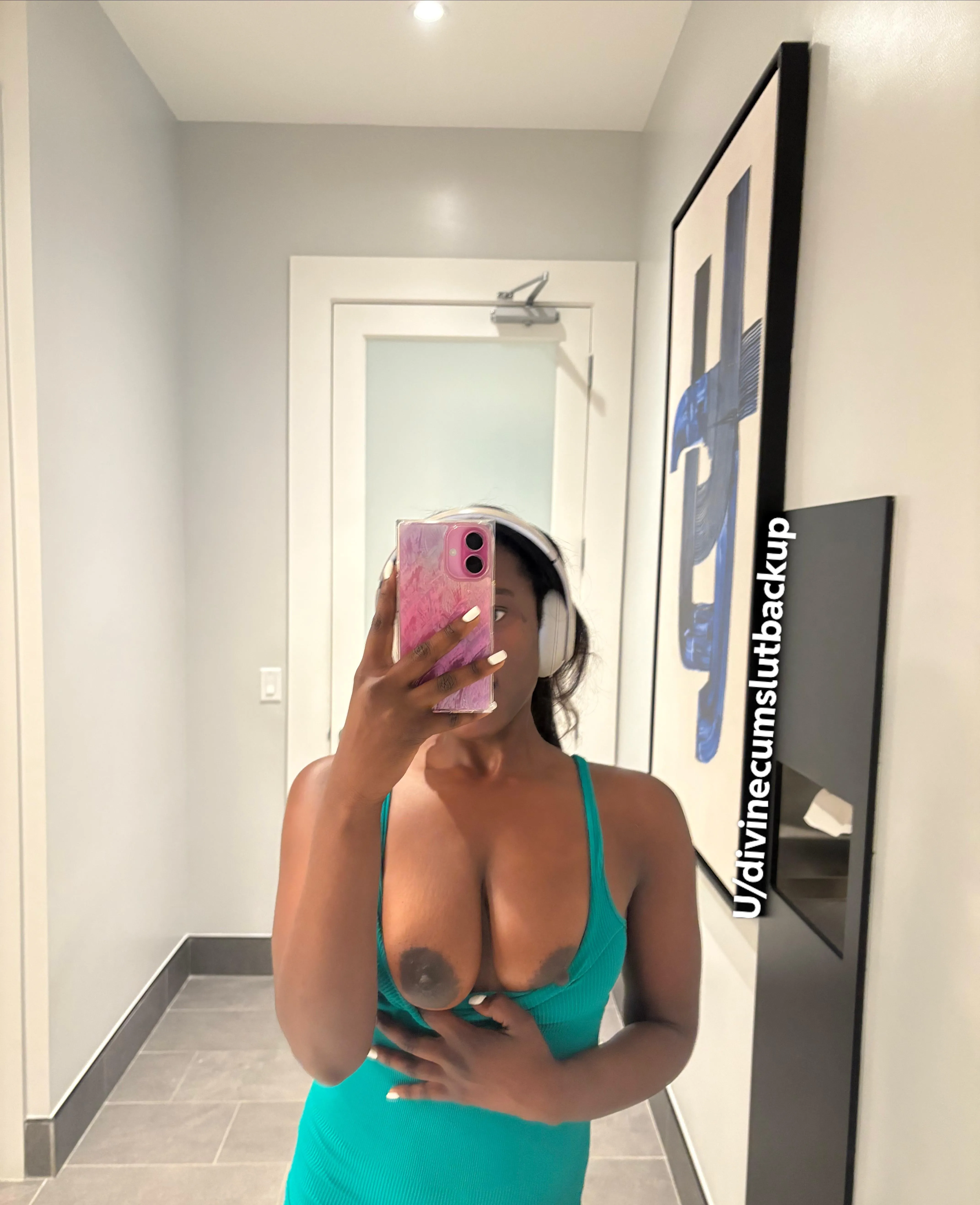 Hi ;) posted by Divinecumslutbackup