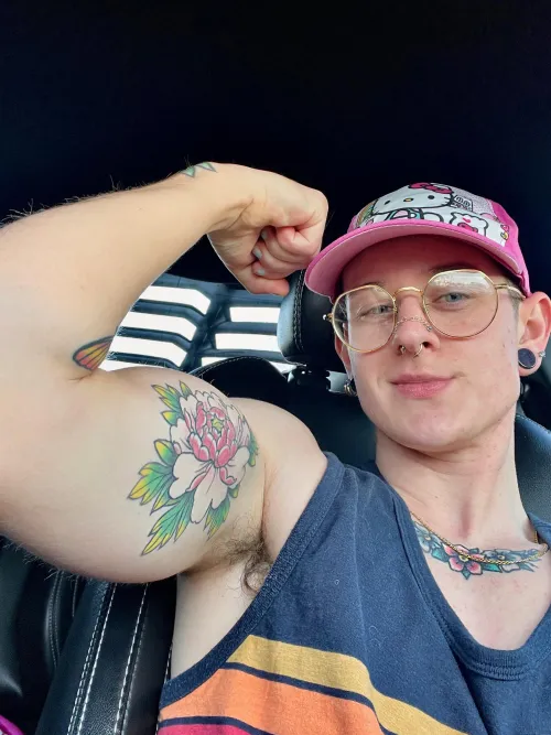 I even got a sweat curl by your_lord_dionysus