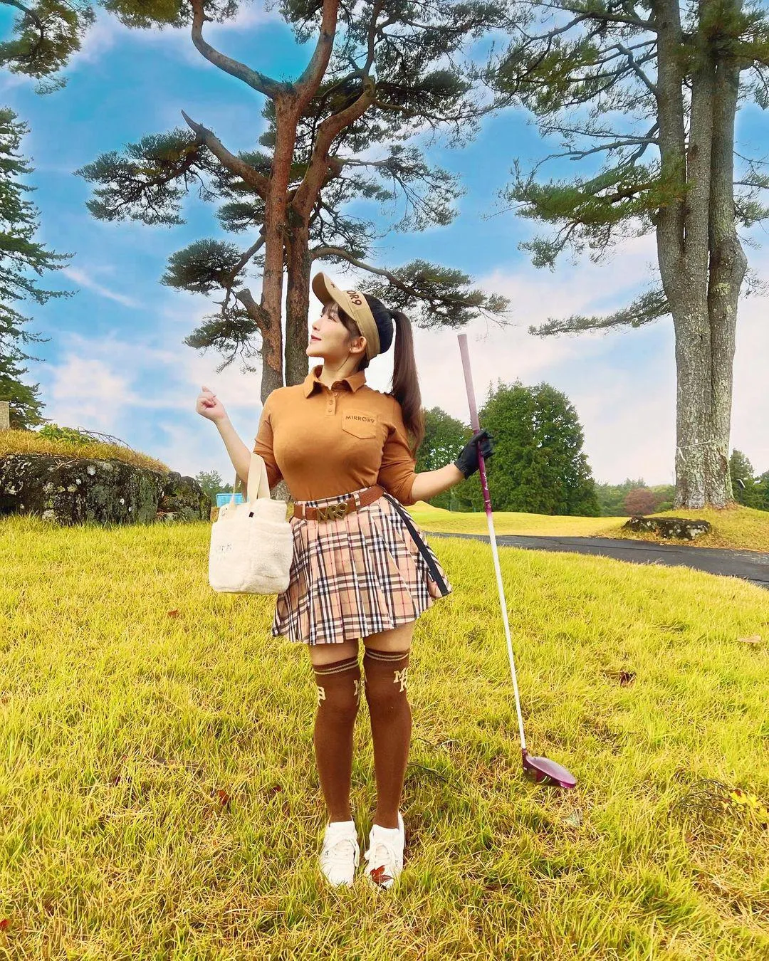 Leaves a trail of broken hearts posted by NSFWPostMaster4000