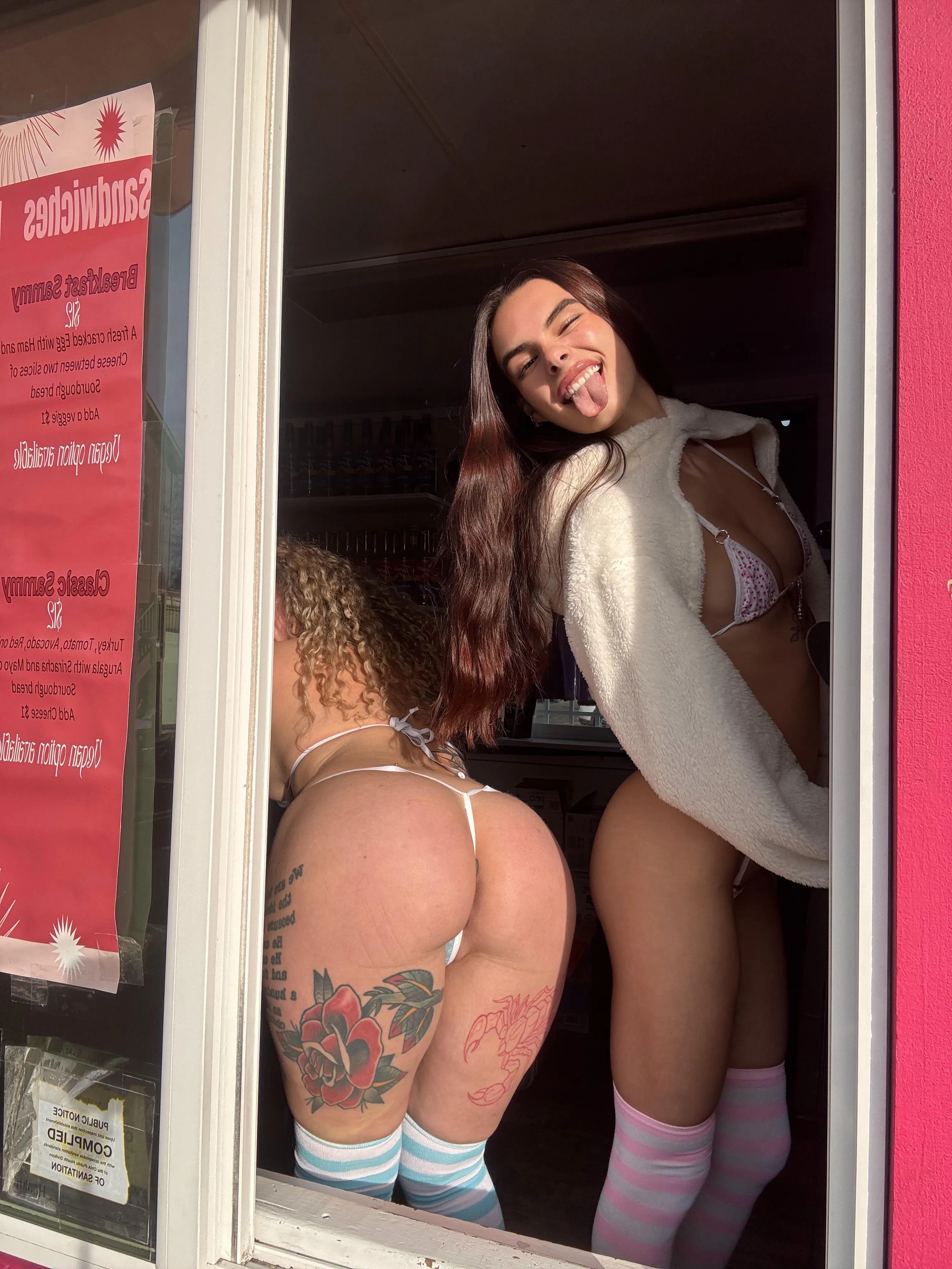 Serving up all the pink pussy lattes this morning come try one out 😋 posted by Temptationsbikinico