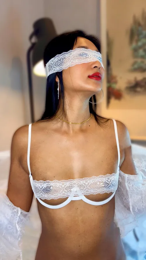 Take off my lingerie and explore Thai hospitality by MFHappy69