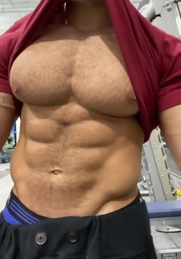 You like sucking on big juicy pecs? posted by thickcockpapi