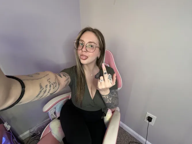 Back for more flip off content? Figured. by Goddesselsa03