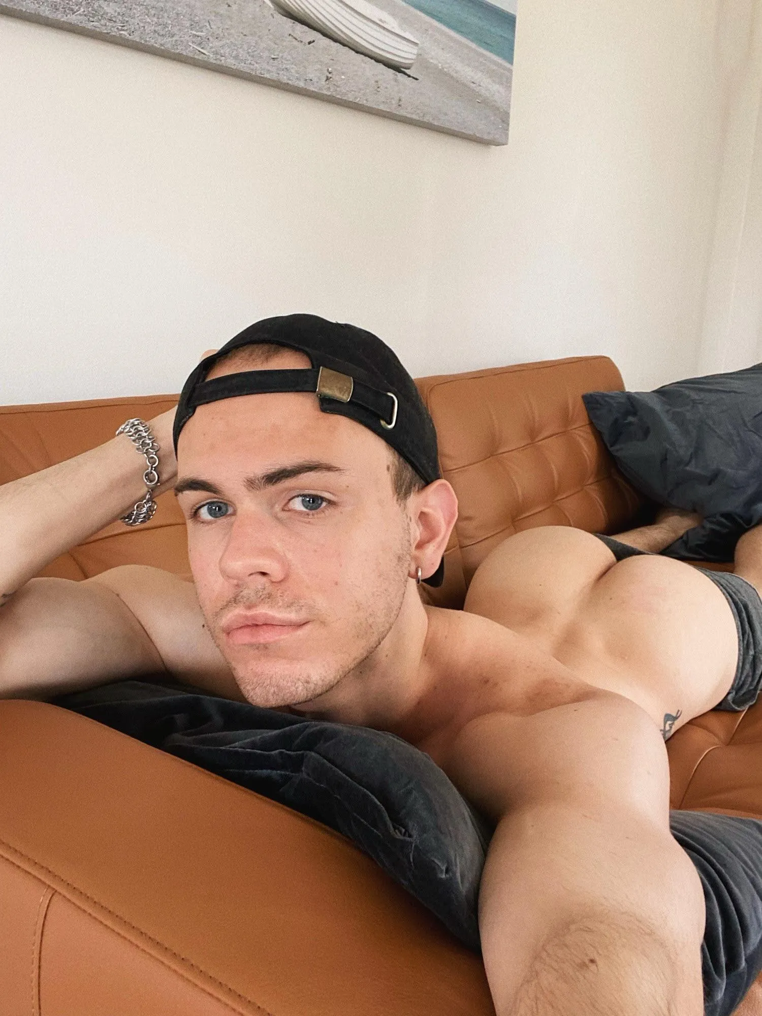 Hey bro posted by andrew_mov