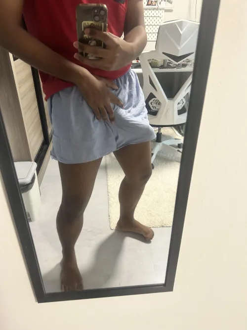 hiii first post!!!! DMs open too! by an_average_goalie_29