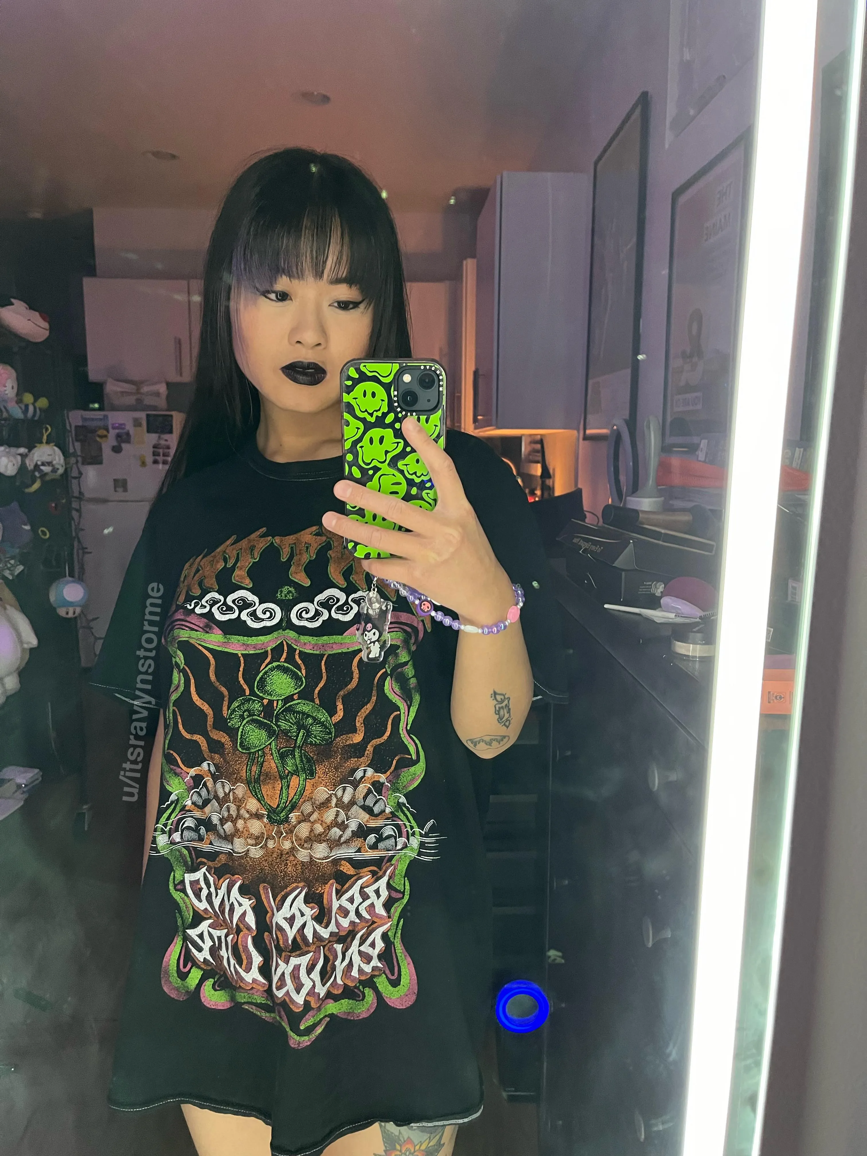 Idk who i was before my bangs posted by itsravynstorme