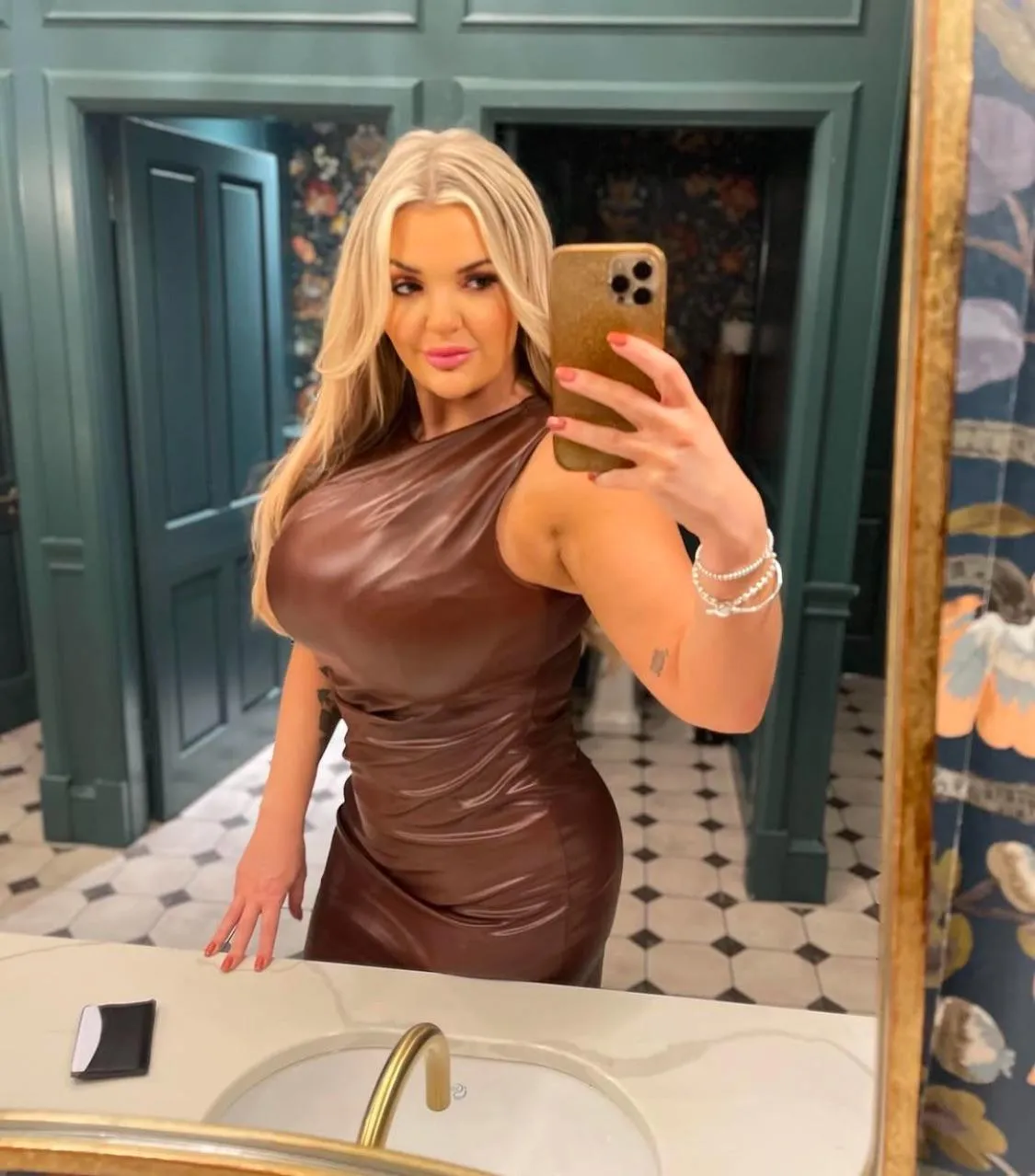 Nice bathroom posted by doner22