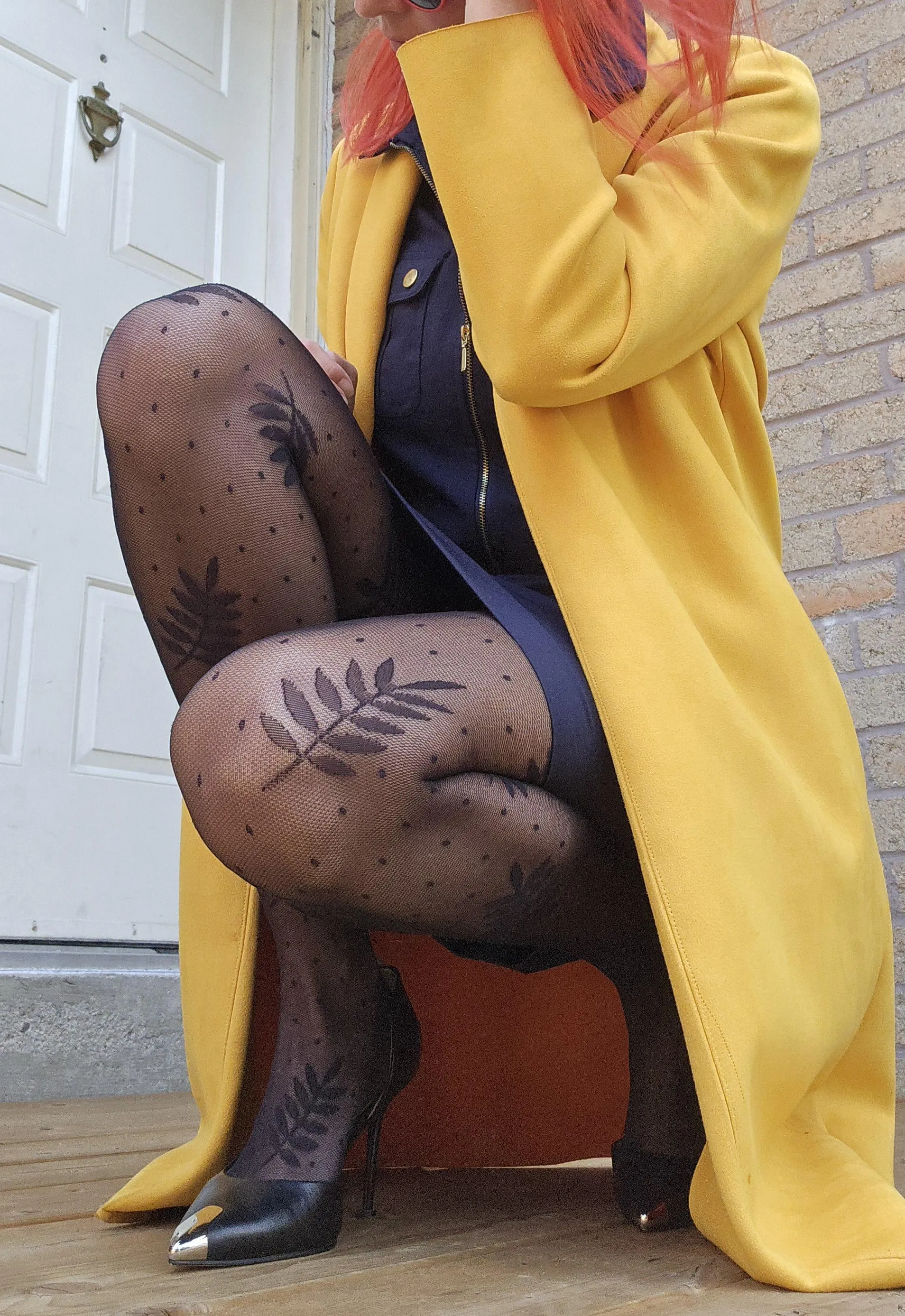 Work attire that don't include panties.. posted by popruzhinka