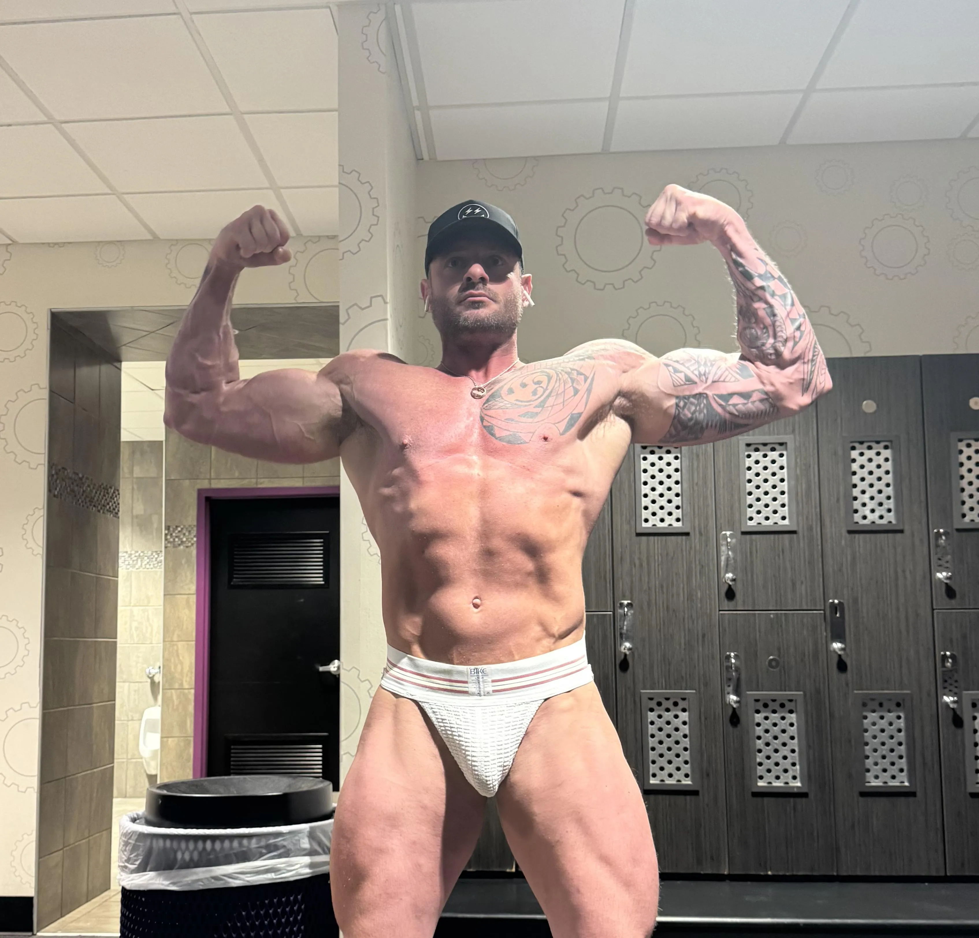 felt big, wonder how they feel posted by Clarke_Kent2