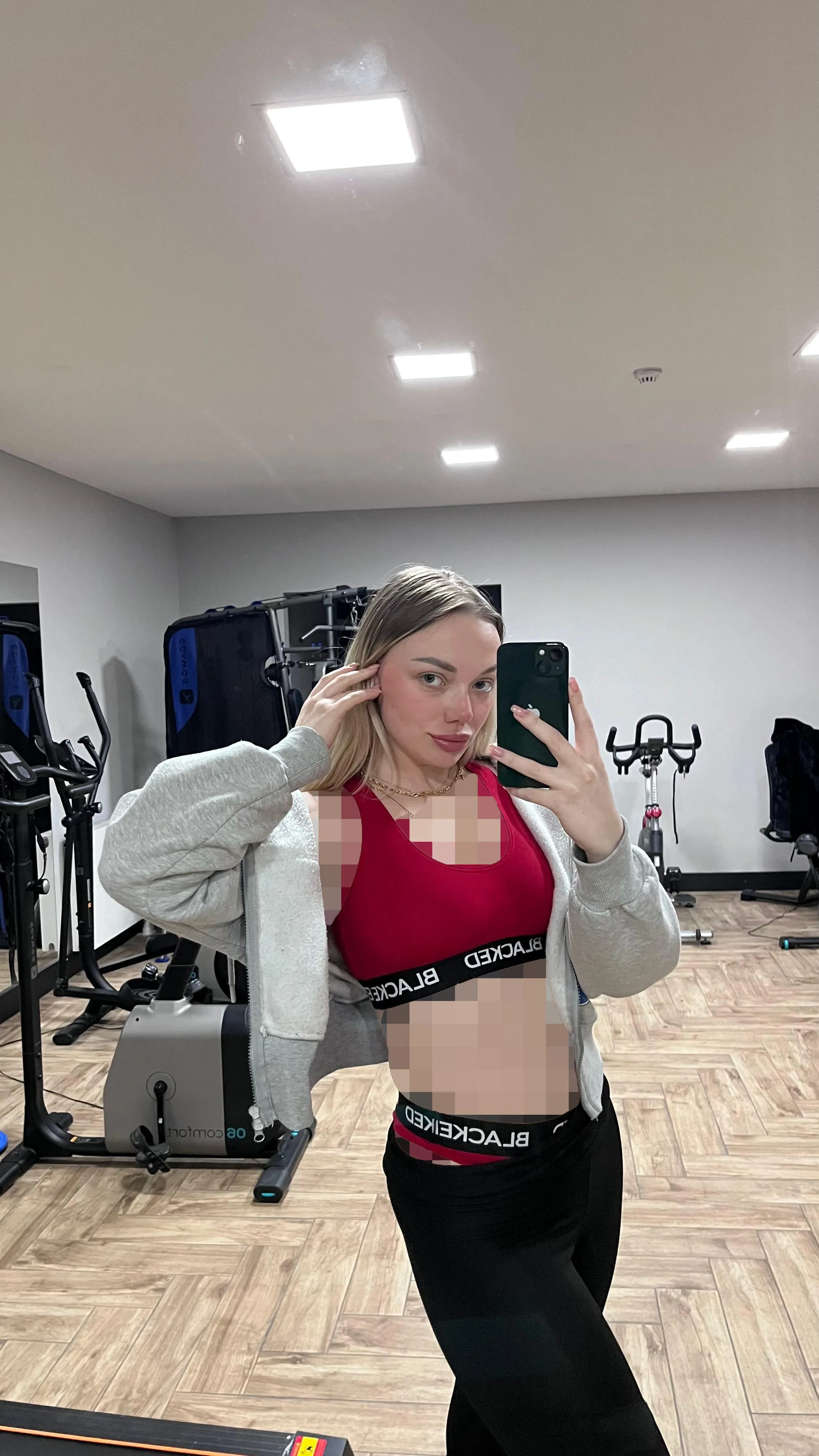 I hope every ytboi will have a QOS gf posted by melissablacked