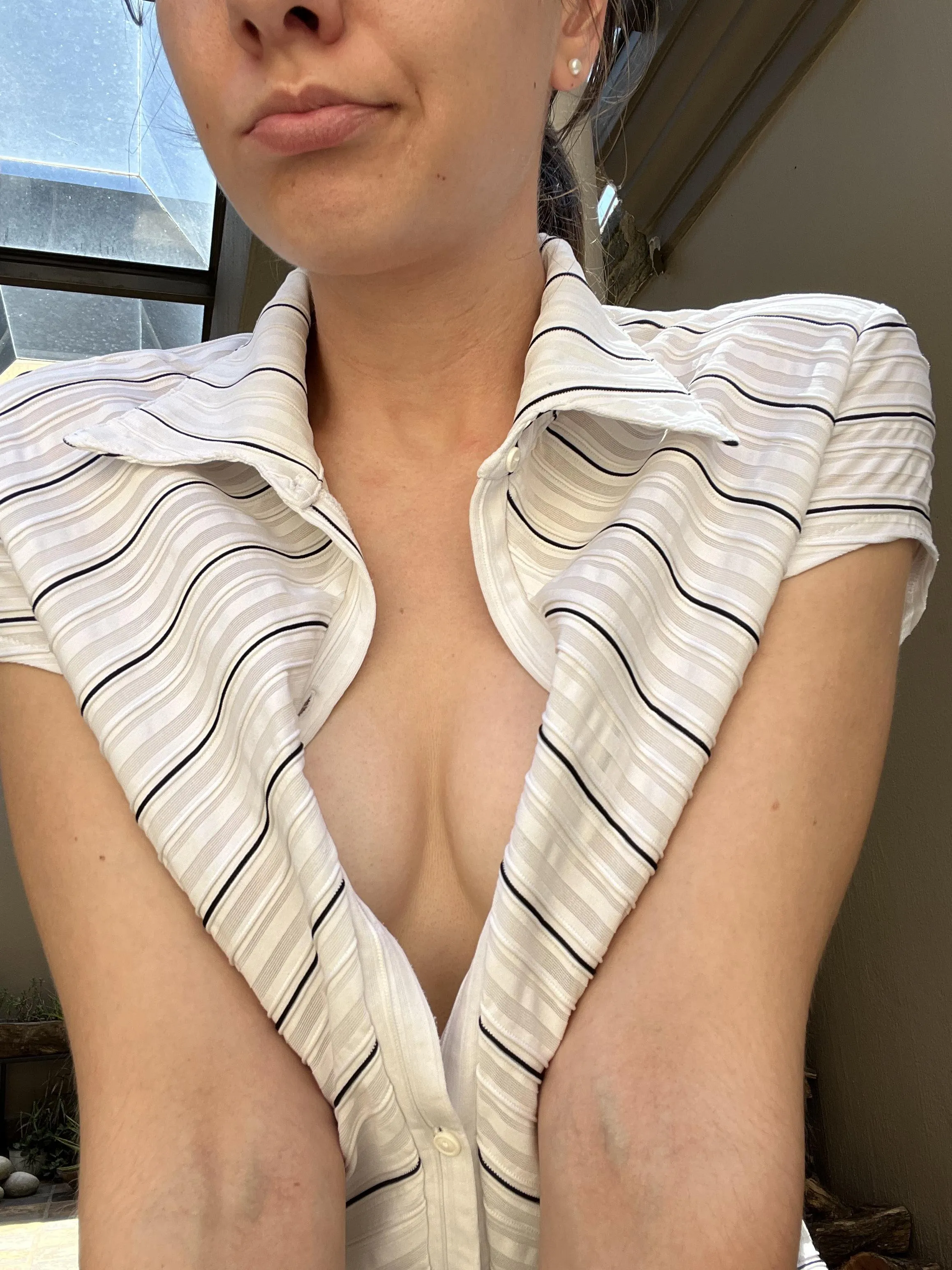 Just a bored waitress posted by BabySparkleGirl