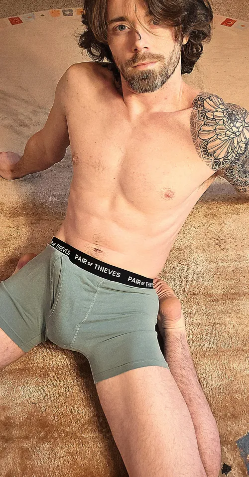 Love being on my knees for you by finnmccahan