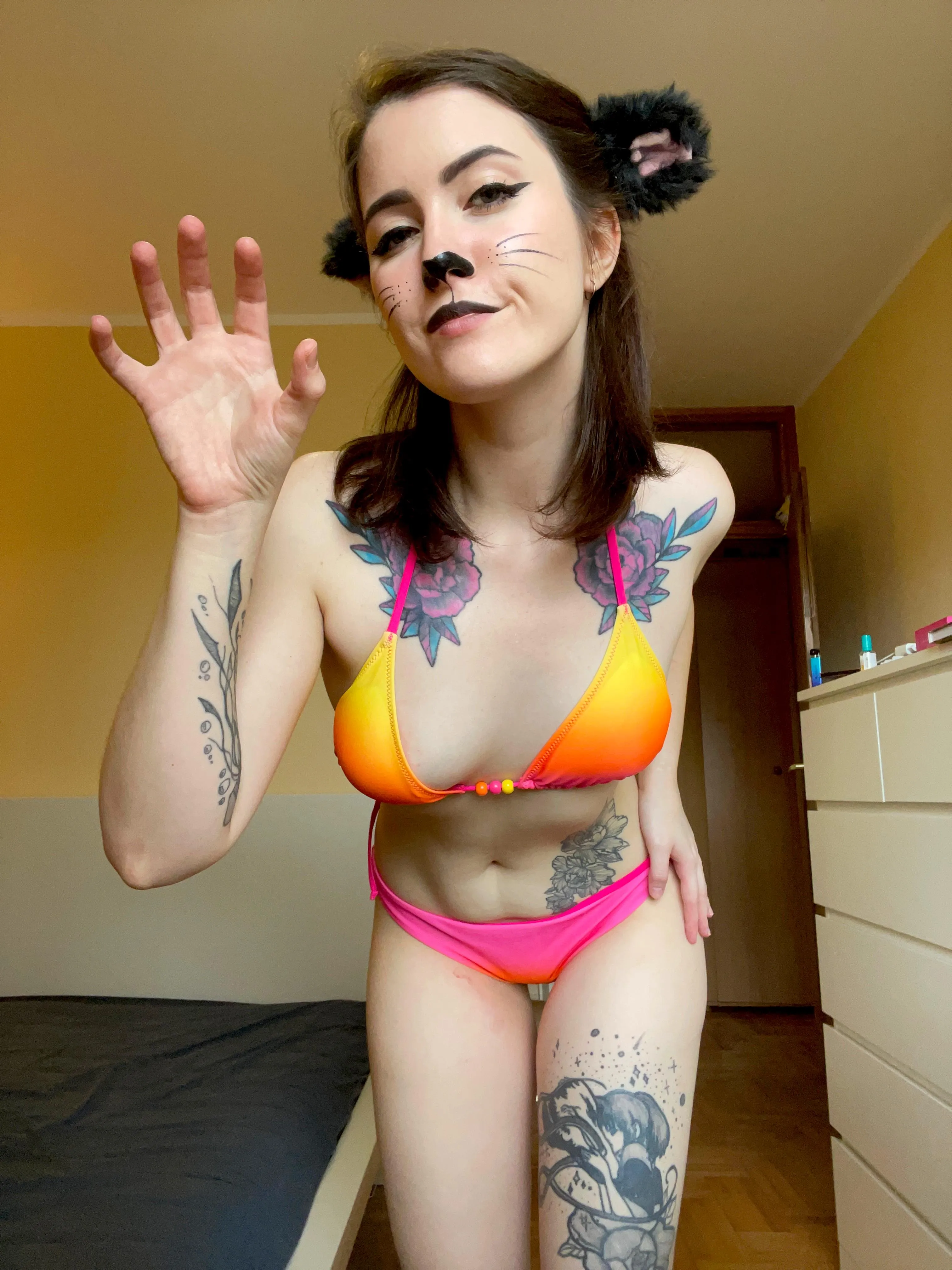 Dreaming of warmth and the beach posted by MyCuteStories