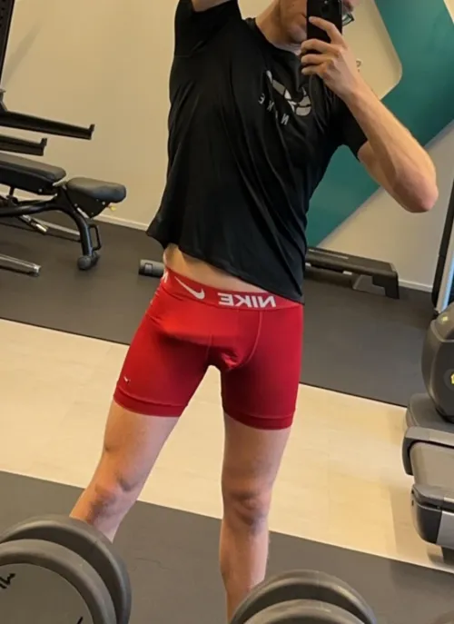 [M25] Anyone up for a chat? by briefsboy27