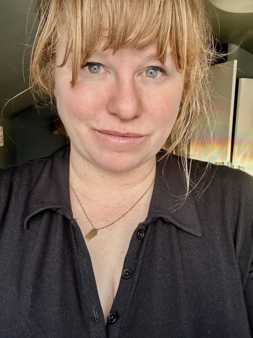 This face brought to you by good lighting and sheer luck. by KendallD