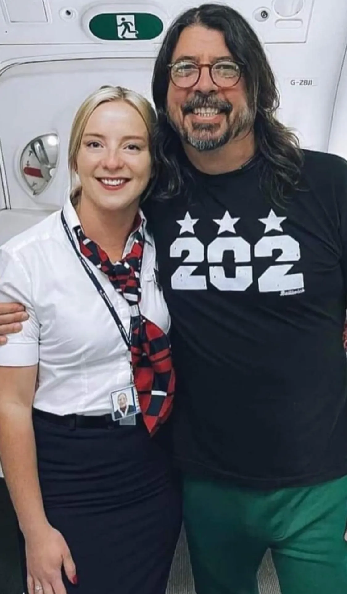 Dave Grohl posted by Tiny_Zone660