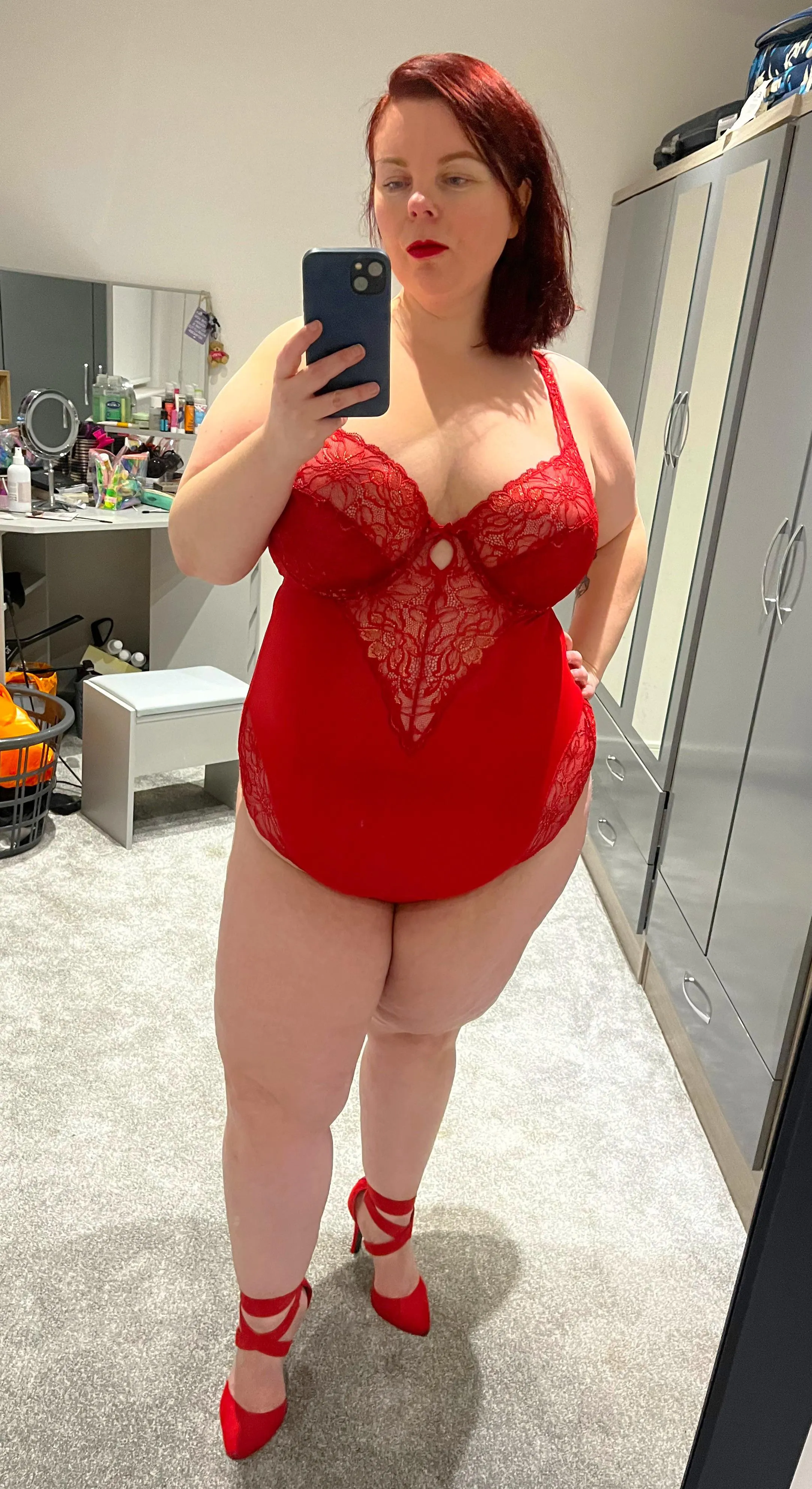 Hump day is here again posted by SparklezMcHorny