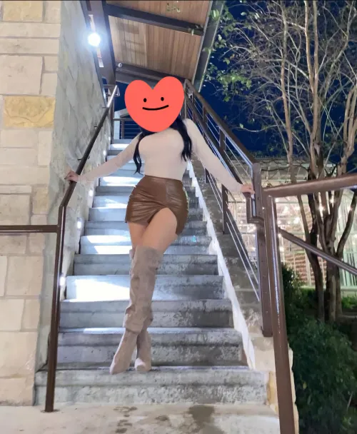 Short leather skirt by latinaholidays78