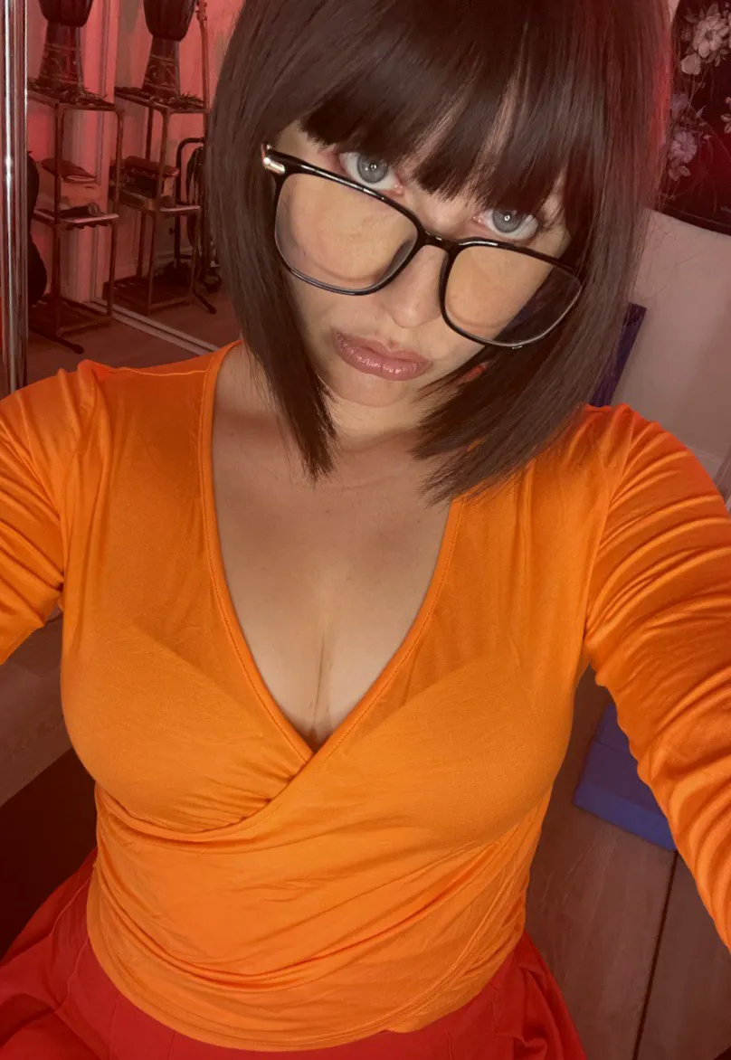 Waifu material? - Velma (Willow) [Scooby-Doo] posted by l0veandhappiness