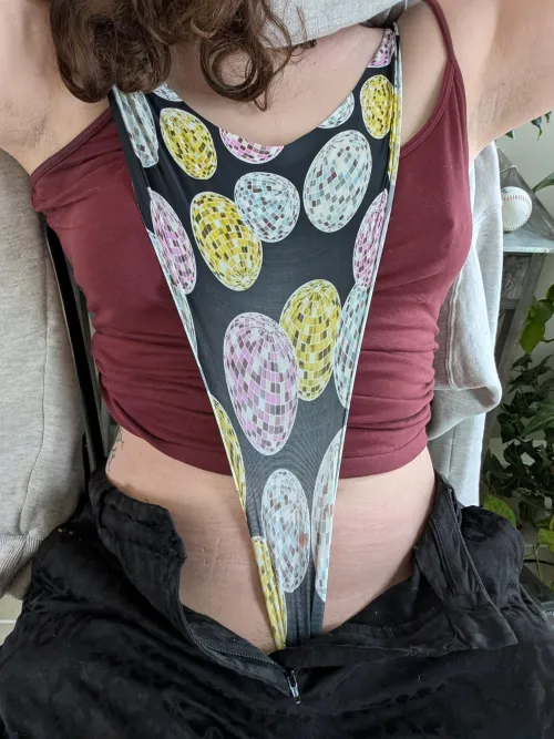 Wedgie wednesday by renridinghood