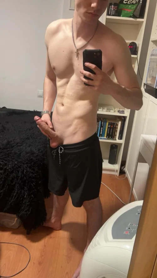 23 Straight, playful at home by joakimishere