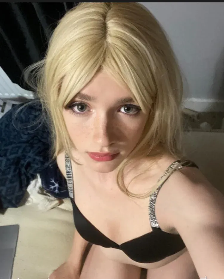 do u think im cute? posted by Anonymous_956