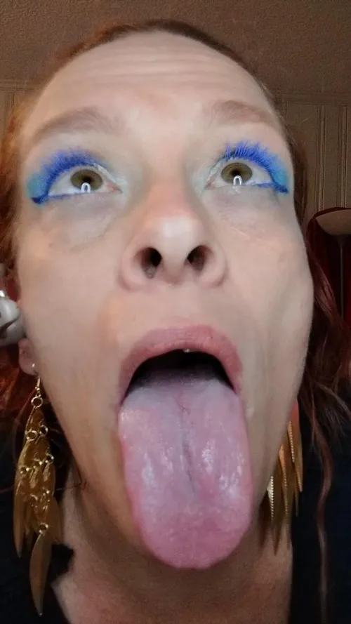 I'm hungry by Sexbunny4u