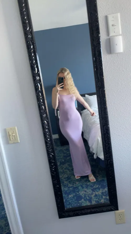 Selling 🦶 pics now😘🩷🍒🌶️ custom videos come see[oc] by Heavenn9999