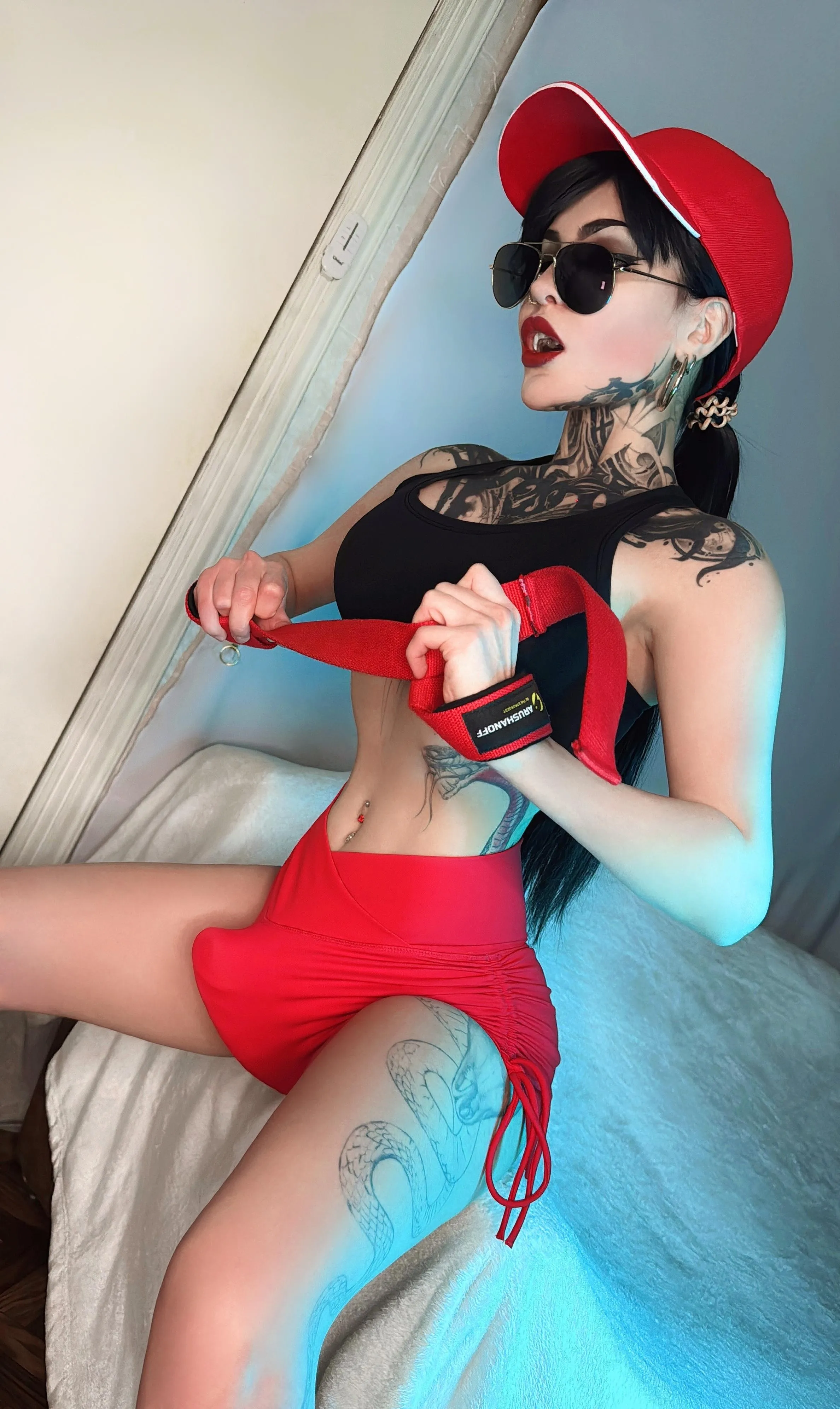 My gym buddies were not ready for this, I guess posted by Vampandbeauty