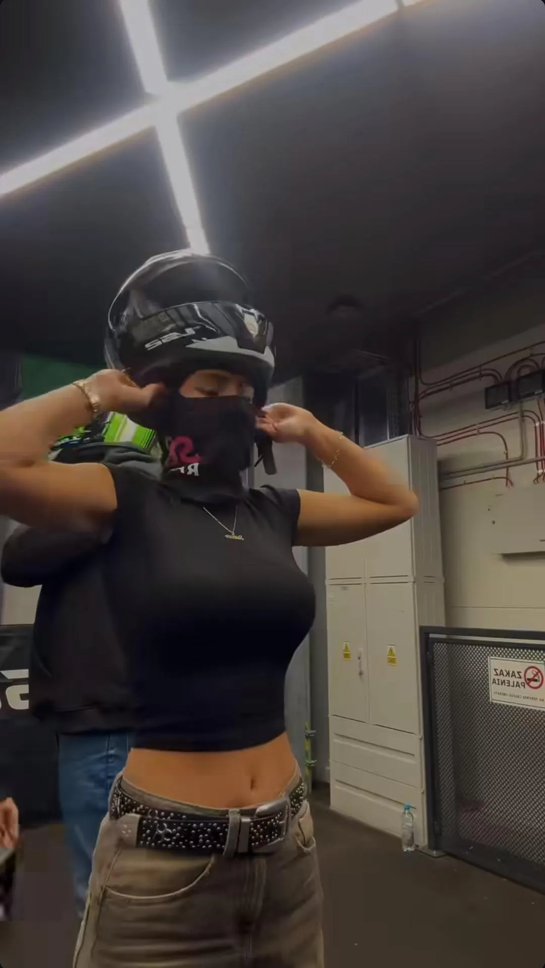 Suzan ma czym oddychać posted by Fragrant-Hope-1636