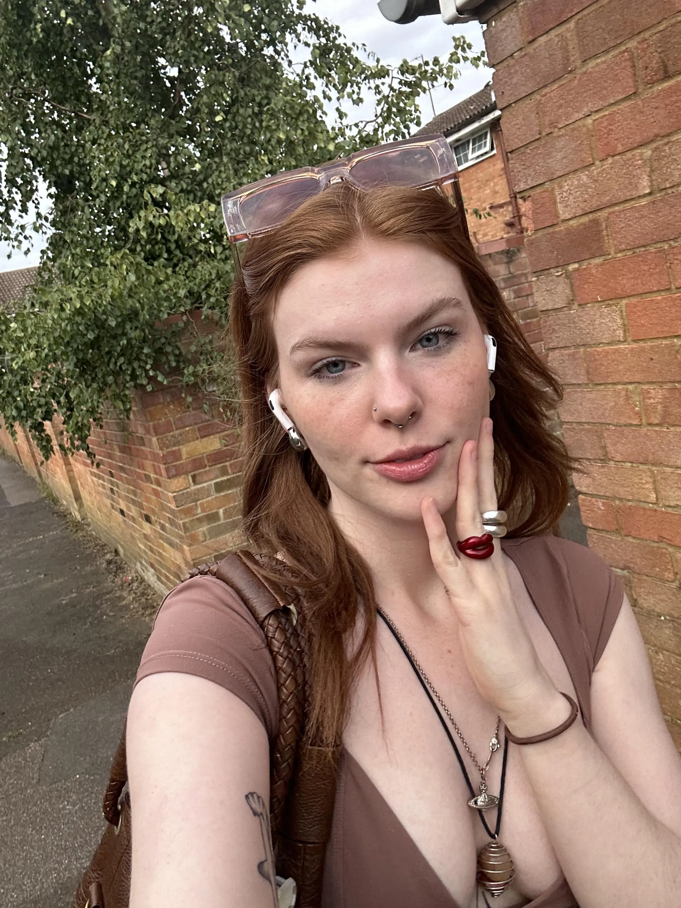 A perfect example of freckled redheads[IRTR] posted by Significant_Idea9591