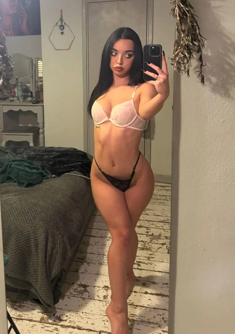 do men like to breed shorter girls too? posted by RosyWhispers