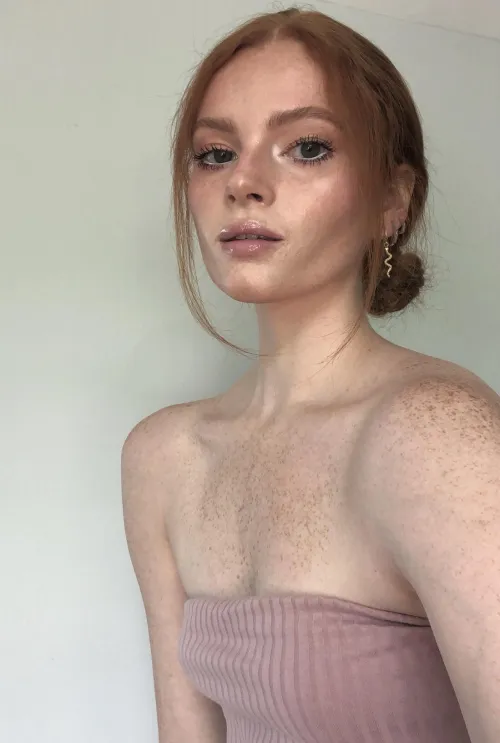 [IRTR] my freckles are really coming out by nicolevalentinexxx