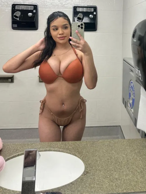 Latina by sneakyalas