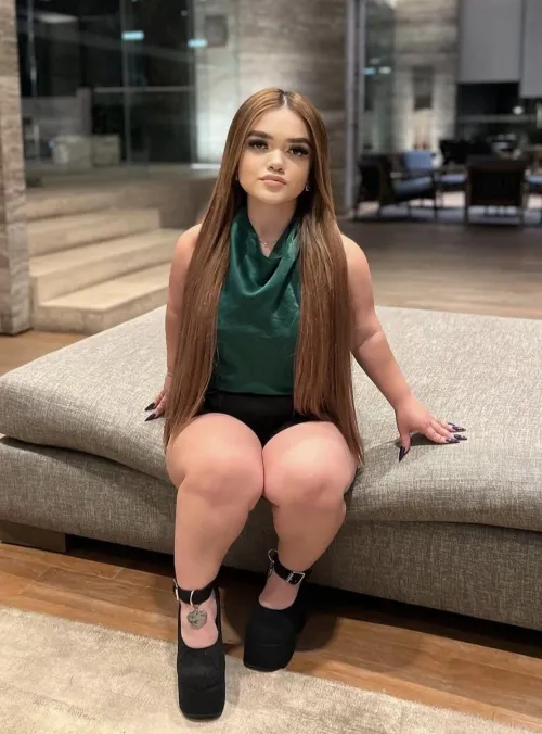 The best things come in small packages, don't you agree? by Fairyanx