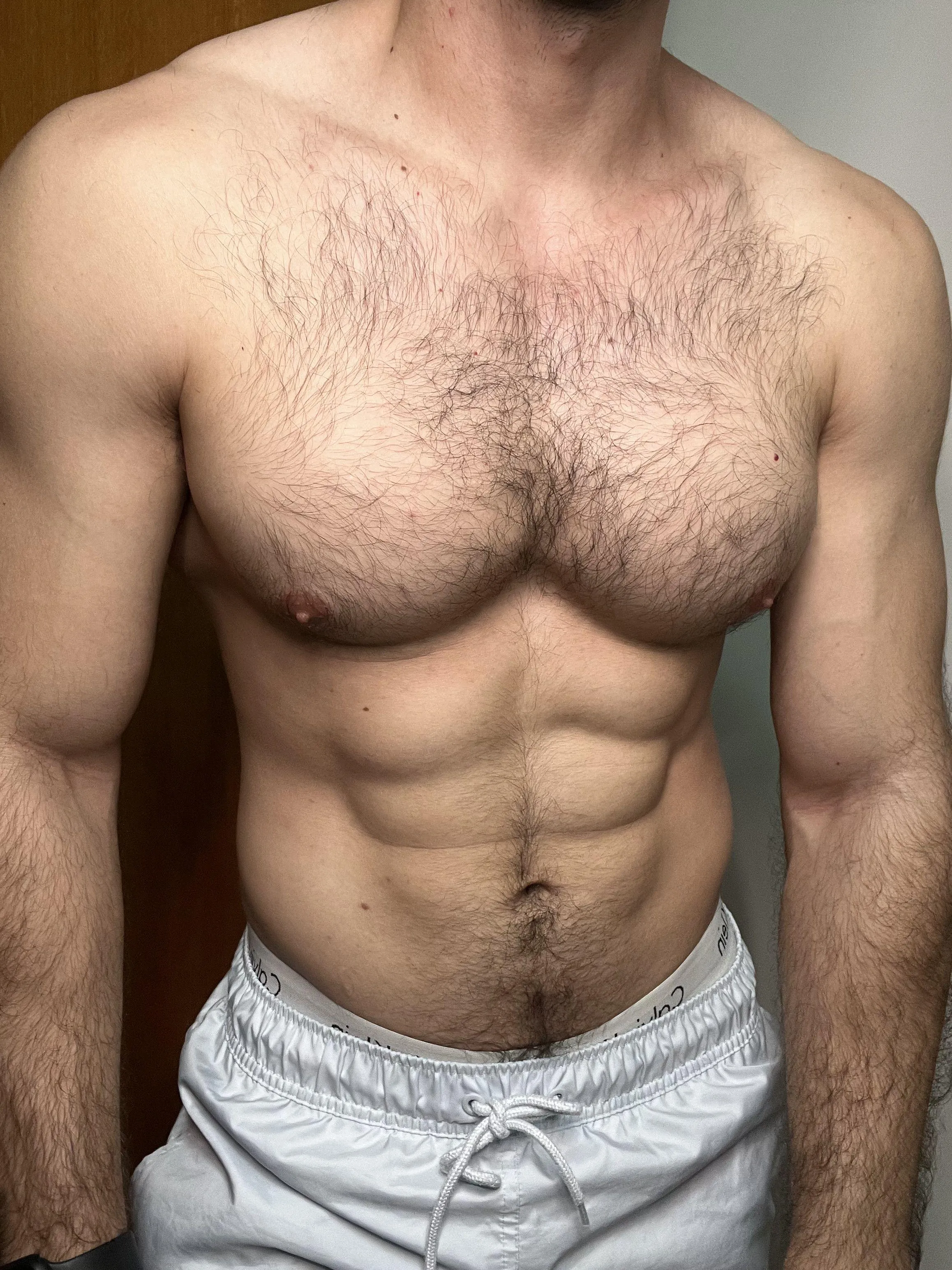 Would you rather: Soft nibbles or a deep, hard bite? 😏 posted by calebpec