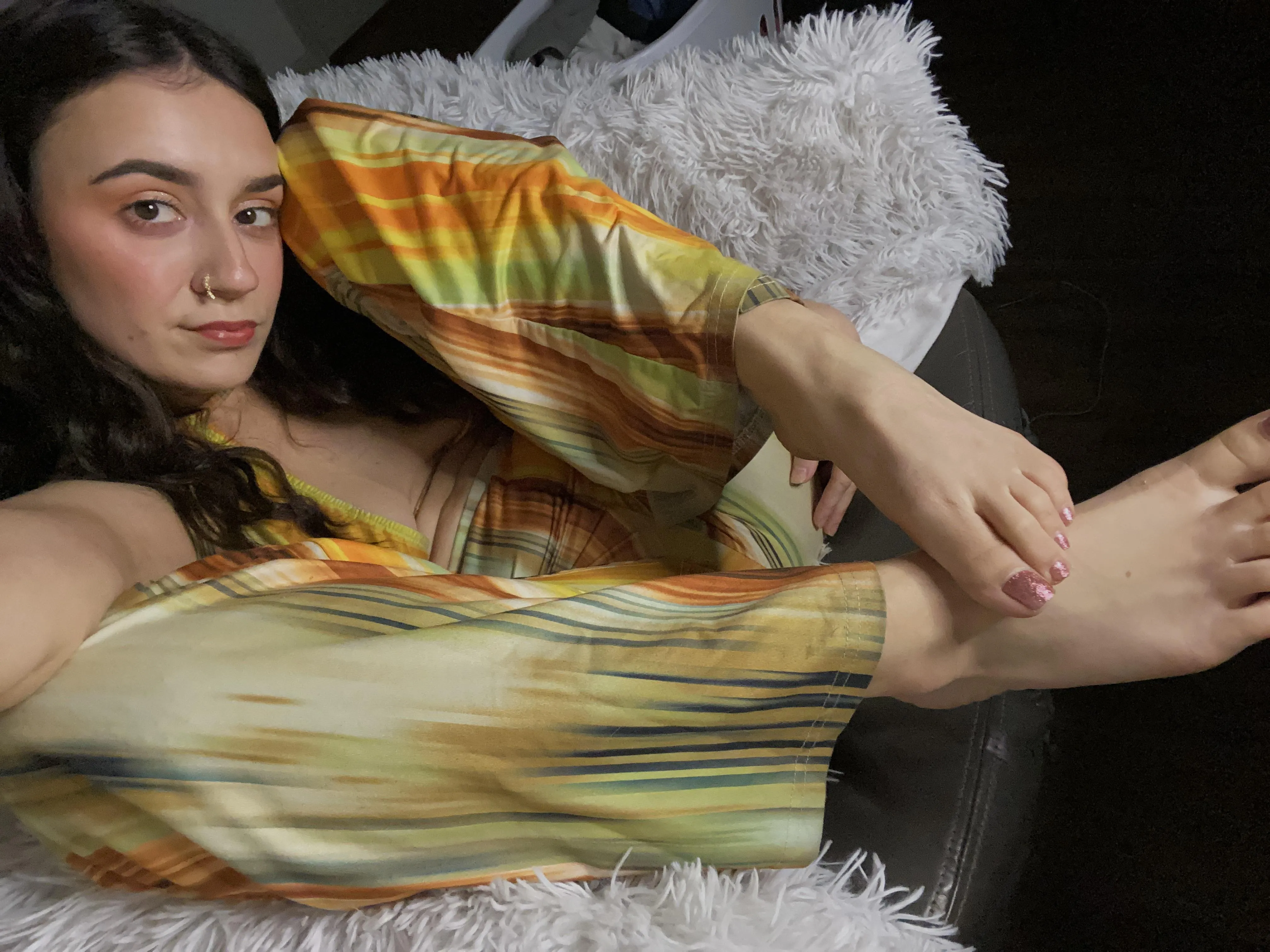 You would get on your knees for my feet in a heartbeat posted by radbitchliv