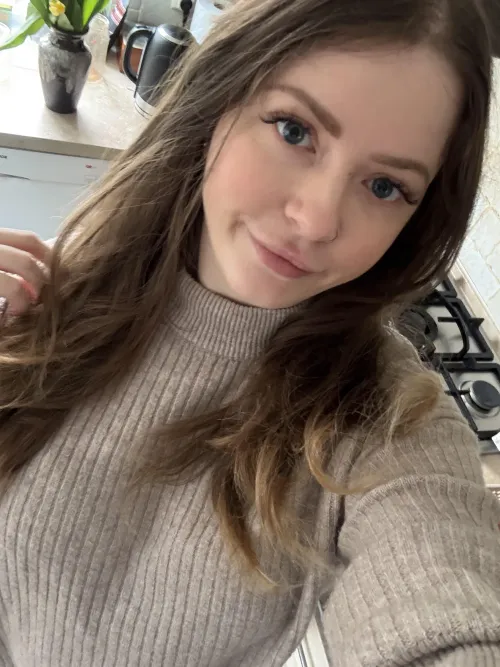 feeling cute, comment if you agree 🥰 by Lilyanxx