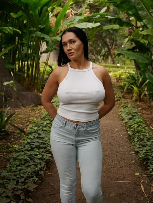 I enjoy wandering braless by Hericketandr