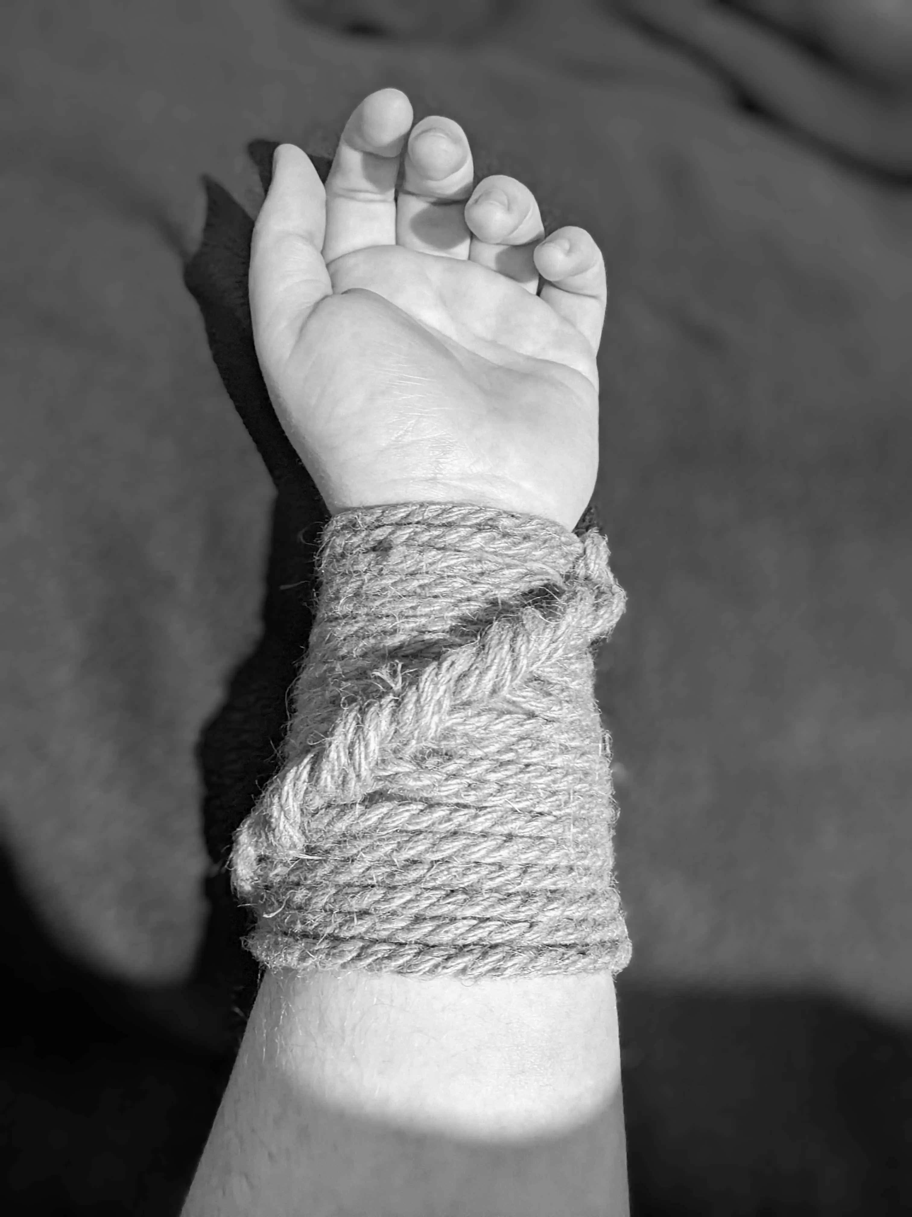 Turns out when they said 8m of rope they sure as fuck wasn't talking about me so it's a bit short posted by Twisted-Tony