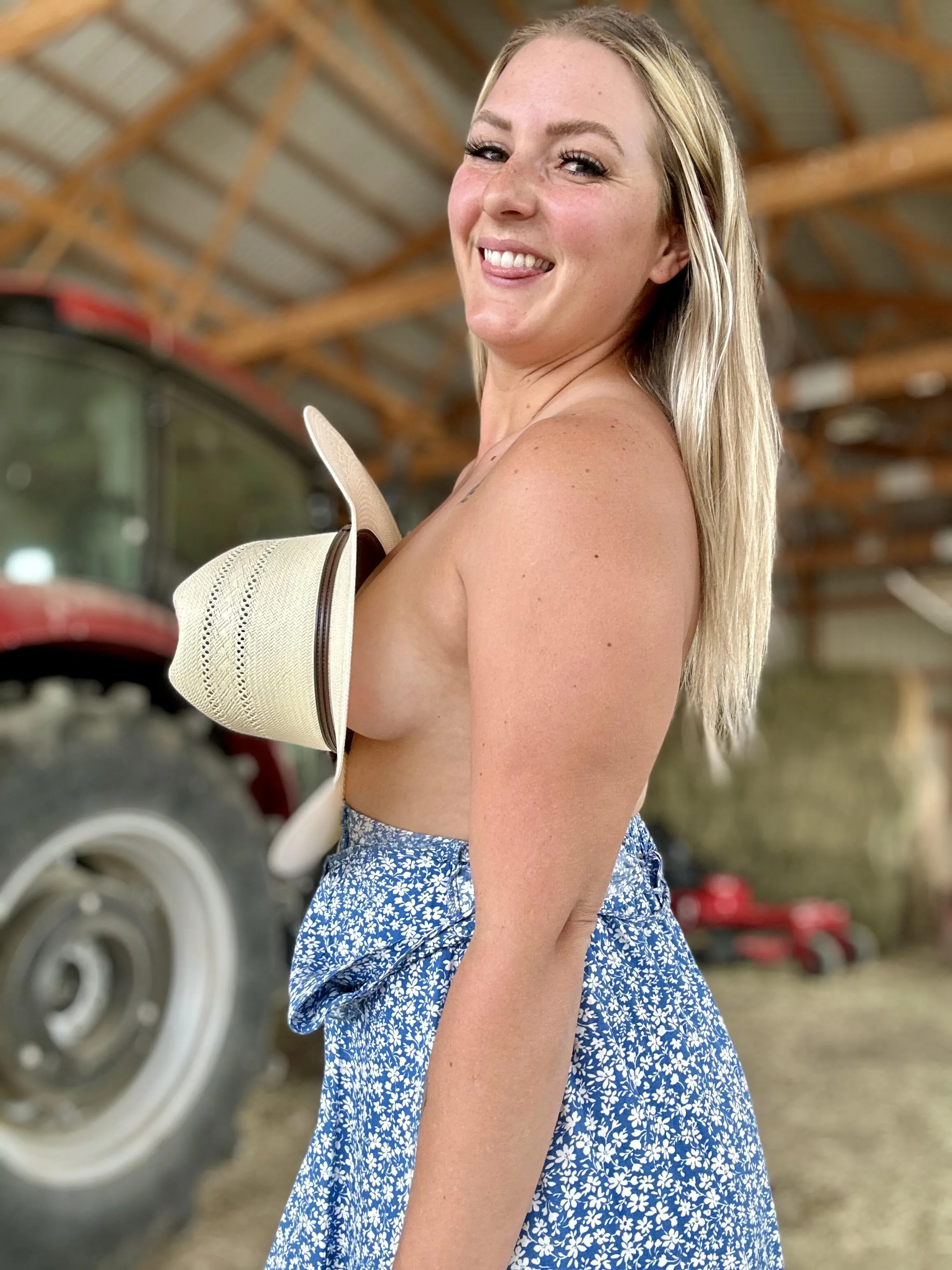 Why don’t you come and play with me? posted by jesstheteacher