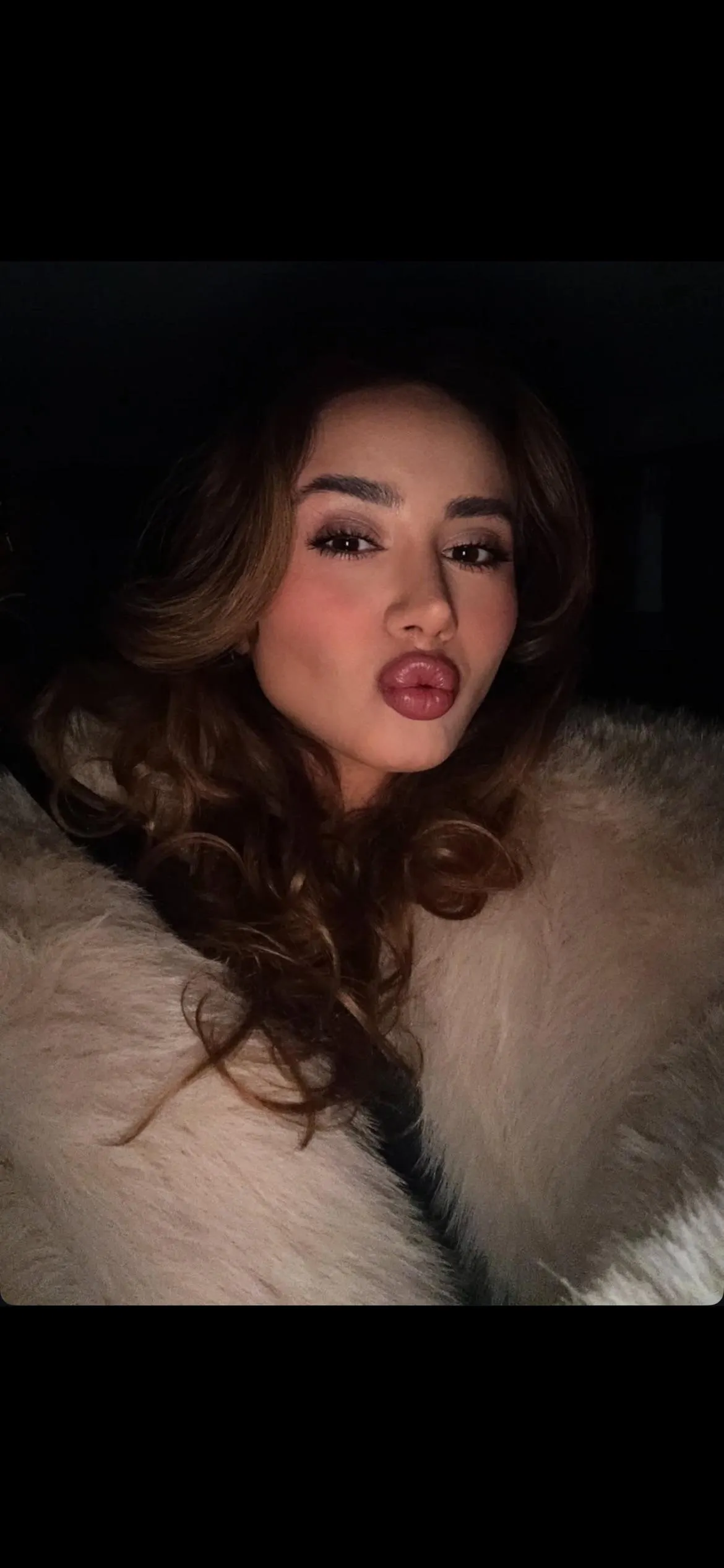 Azaleea💋😍🤤😩👌 posted by ionutzbigdick96