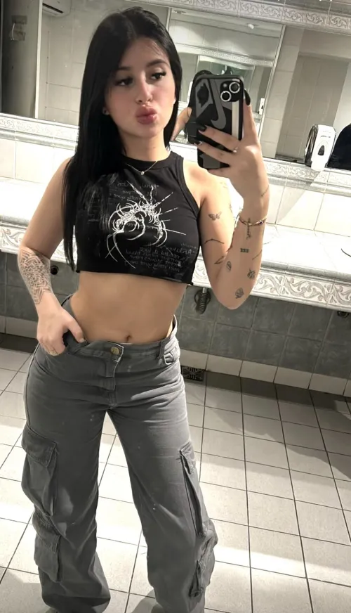 I’ll be your best goth girlfriend by monprig