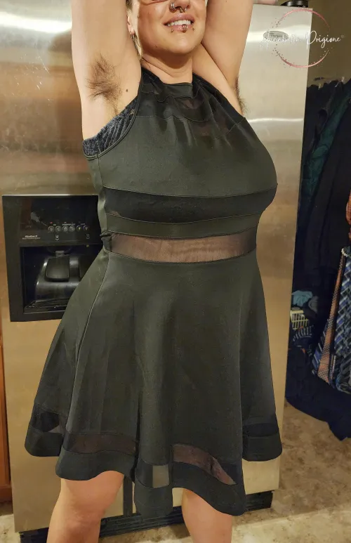 You really should be worshiping my hairy pits. by annabella-prigione