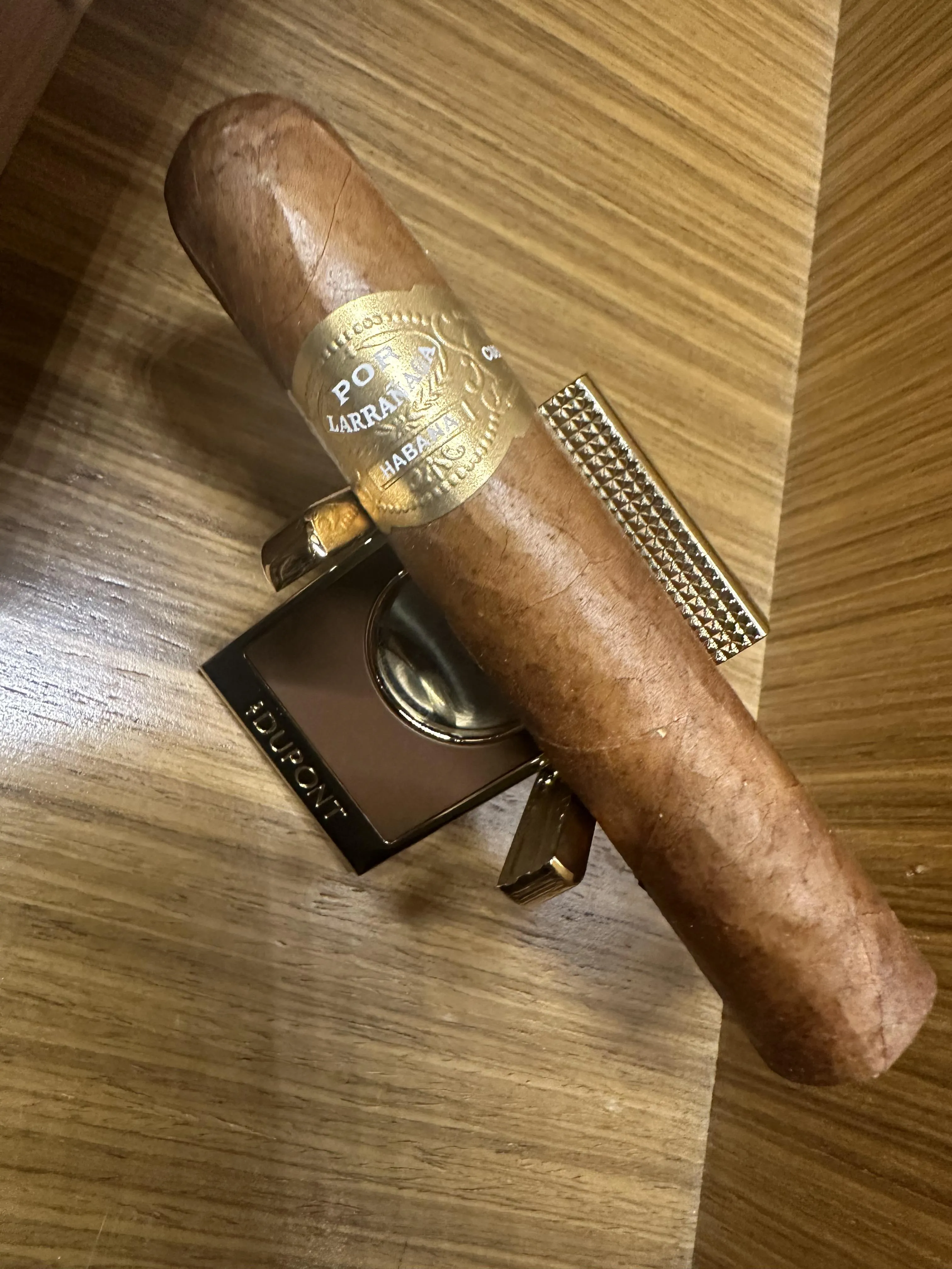 Galanes Por Larrañaga posted by PunchPunch1962