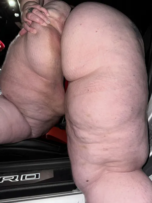 I have the perfect spot for your dick 🥵 by Opening_Procedure852