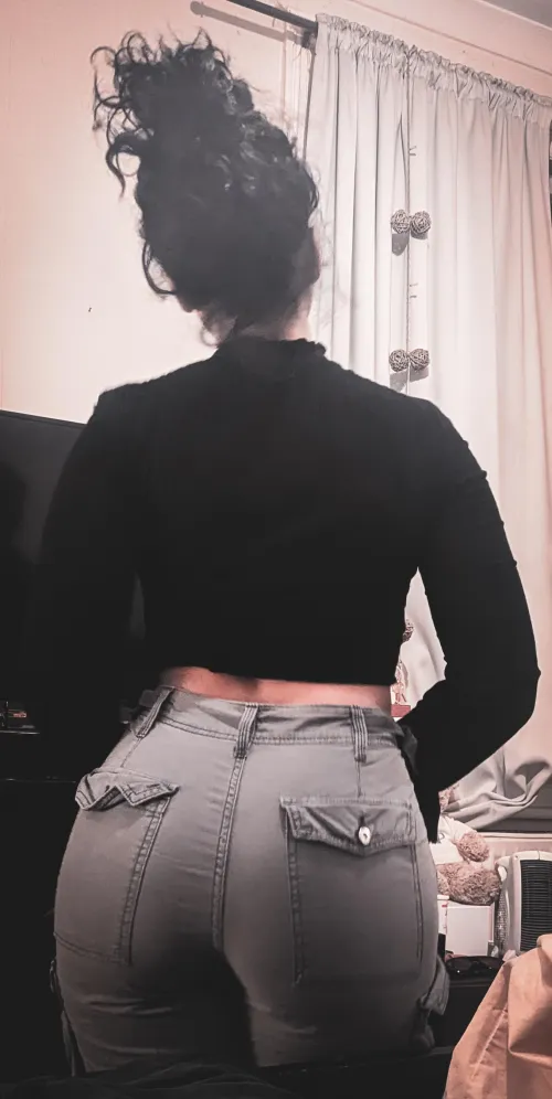 My London-based 22yo Italian gf wants to be a FTM by Aof300