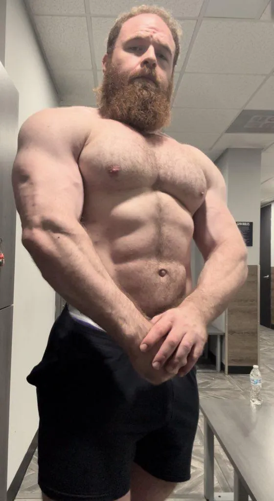 Thank you to the added calories for going to the right places 🥥💪🏻 posted by pec_inspector