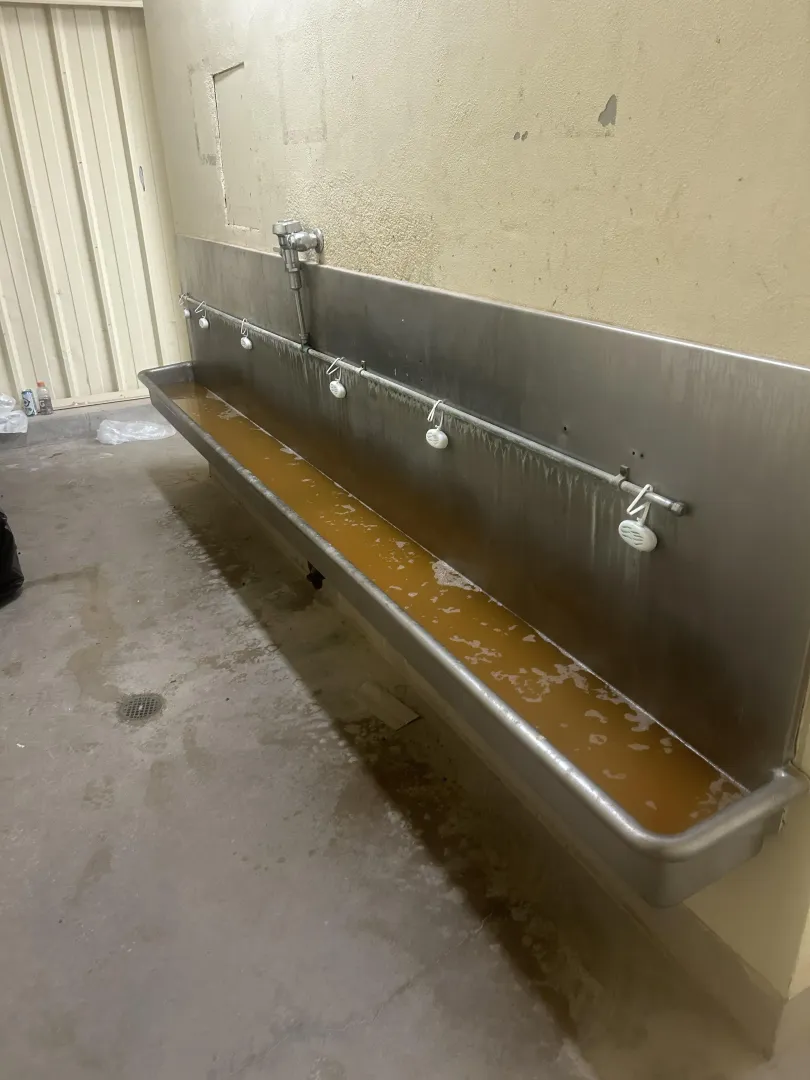Tub of Piss posted by BigBotty33